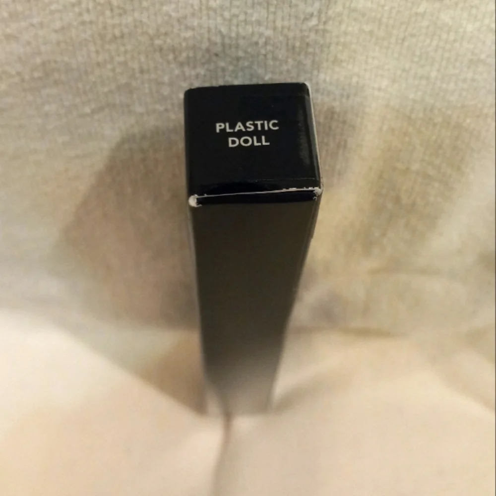 Haus Labs by Lady Gaga Lip Crayon A90 Plastic Doll - Picture 2 of 3